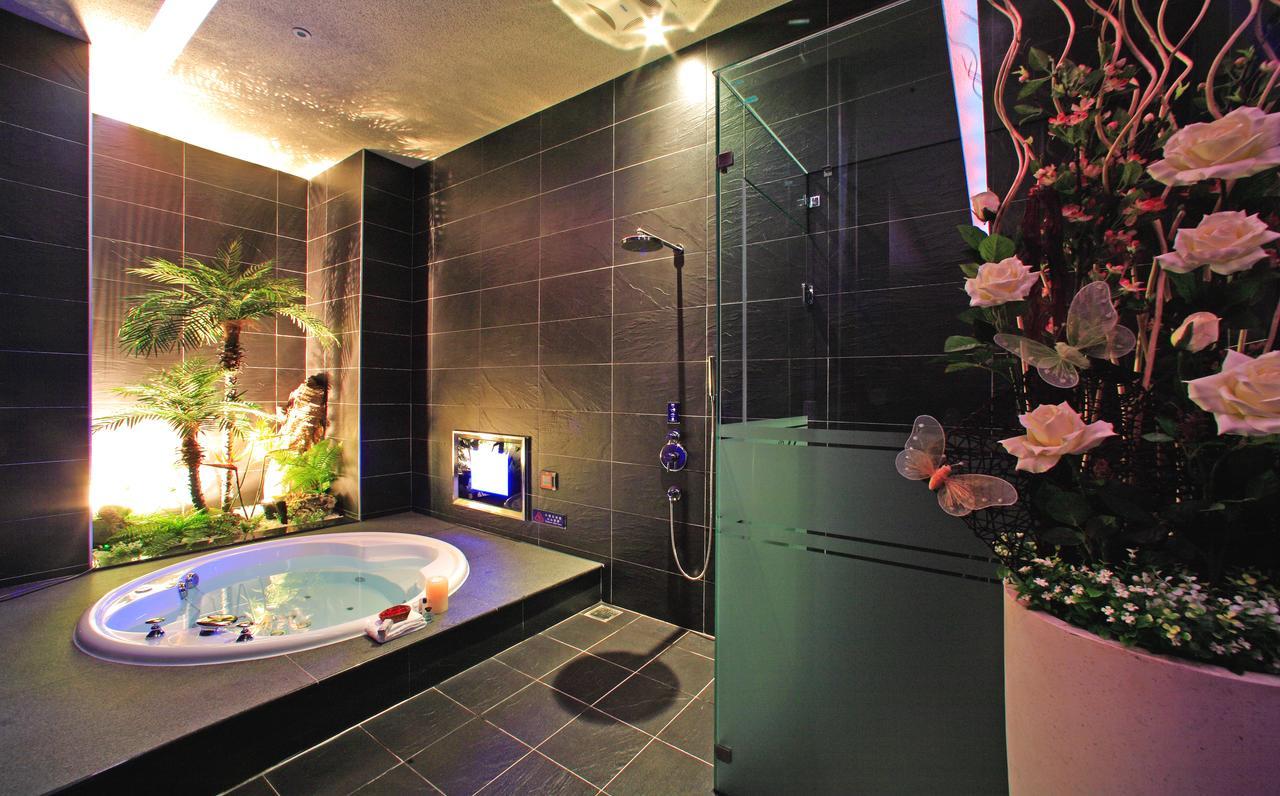 Blue Coast Spa Motel Цзілун Екстер'єр фото