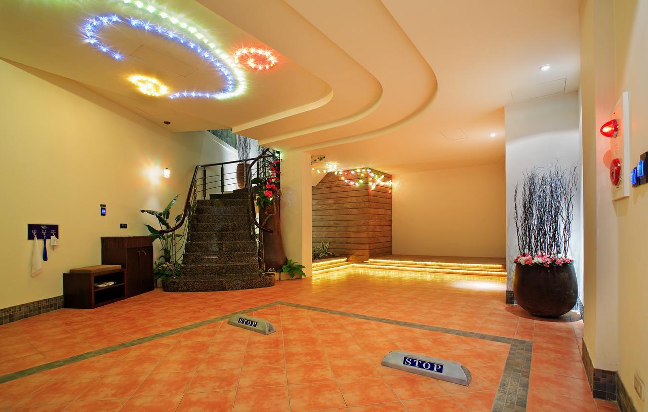 Blue Coast Spa Motel Цзілун Екстер'єр фото