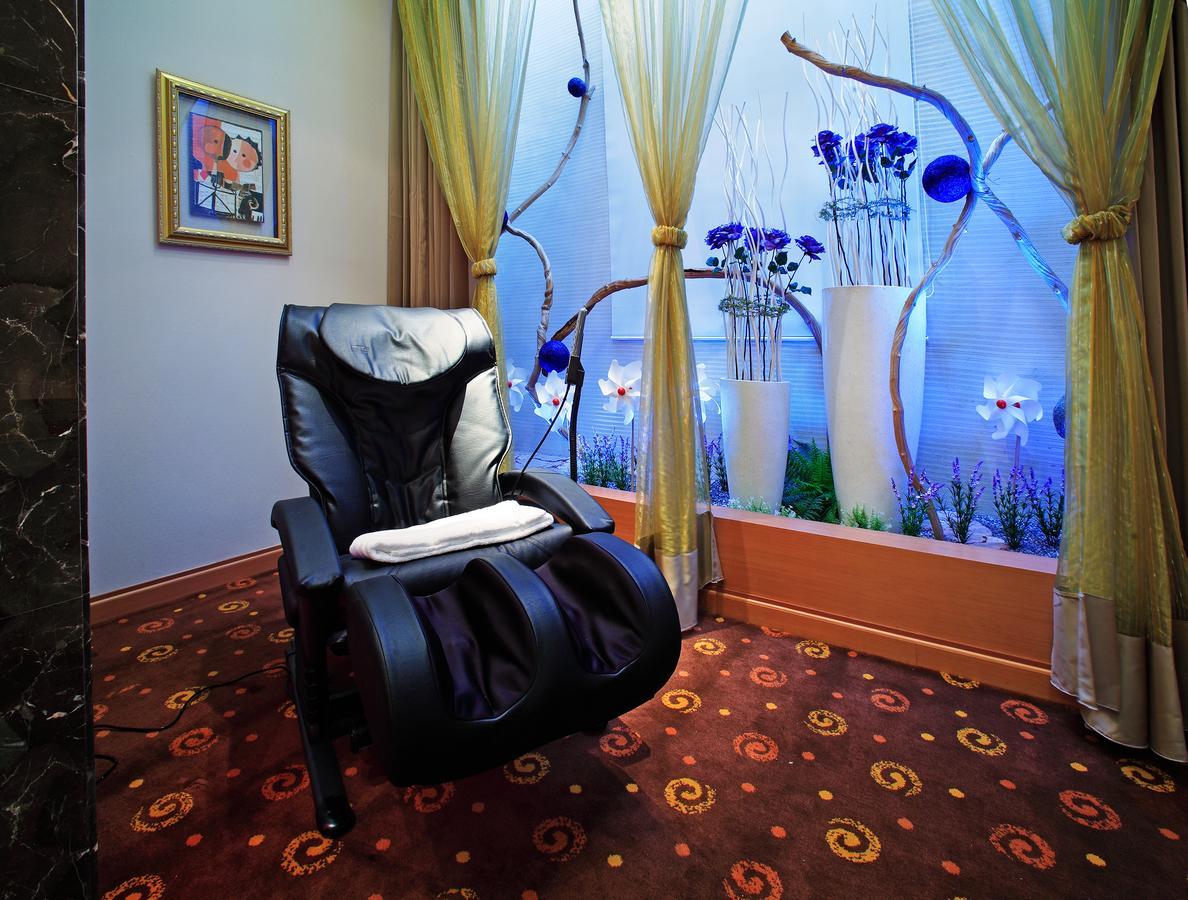Blue Coast Spa Motel Цзілун Екстер'єр фото