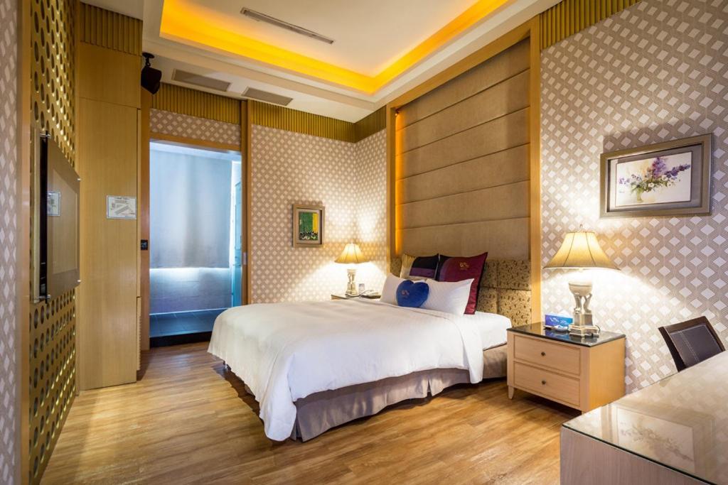 Blue Coast Spa Motel Цзілун Екстер'єр фото